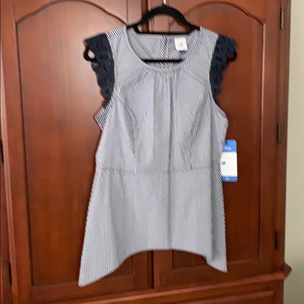CAbi Lace Flutter top